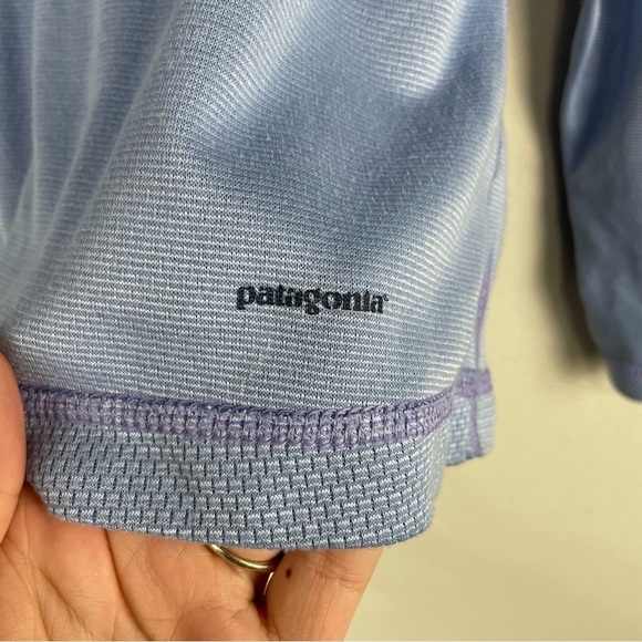 Patagonia Blue Long Sleeve Capilene Crew Neck Top Size Large - Picture 3 of 7